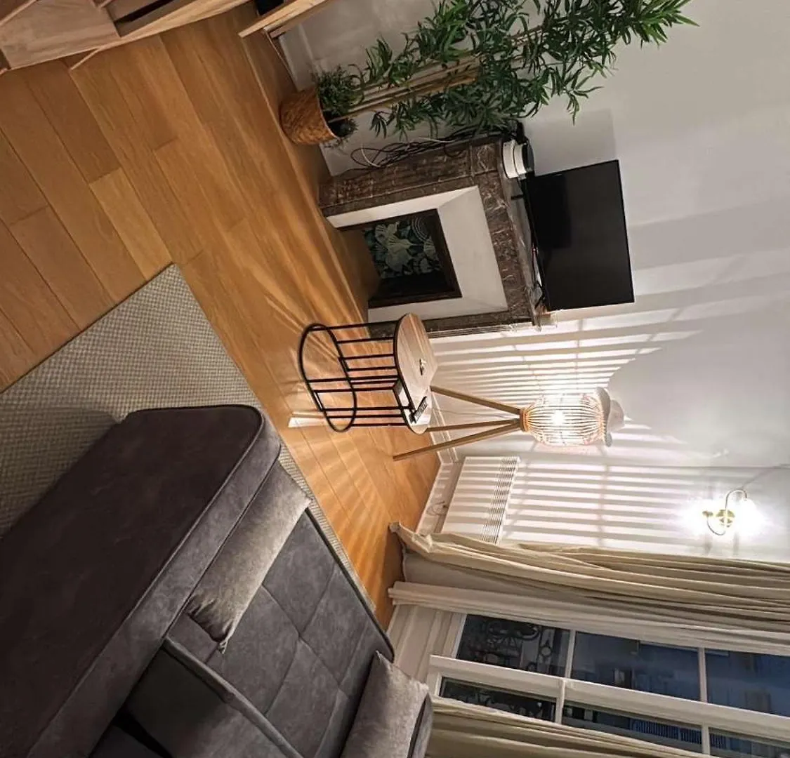 Apartment 16